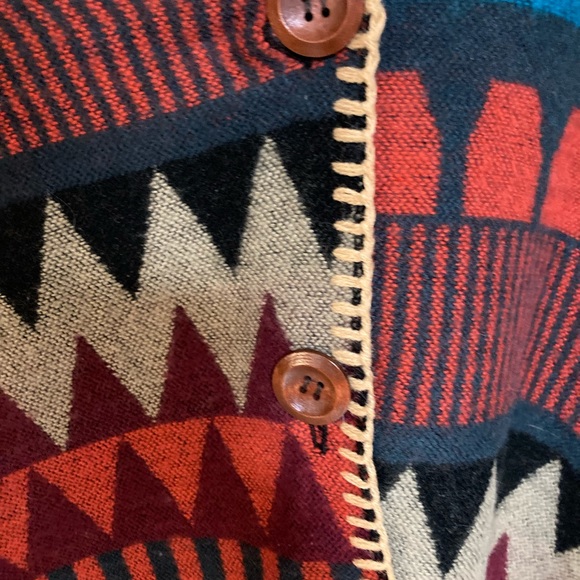 EUC Southwestern Geometric Multicolor Button Down Wrap Around - Picture 7 of 8